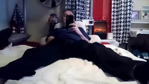 Snapshot of sparkyspeedway chatting on 01.15.26 sparkyspeedway online show from 01.15.26