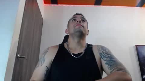 Snapshot of spartacus_cam chatting on 02.13.25     online show from 02.13.25