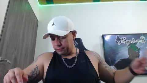 Snapshot of spartacus_cam chatting on 10.07.25     online show from 10.07.25