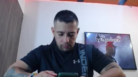     online show from 11.04.25