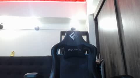     online show from 05.25.26