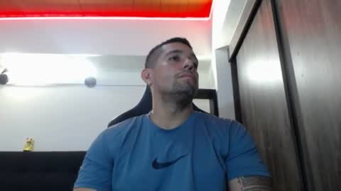 Snapshot of spartacus_cam chatting on 06.22.26 online show from 06.22.26