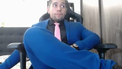 Snapshot of spartacus_cam chatting on 06.26.26 online show from 06.26.26