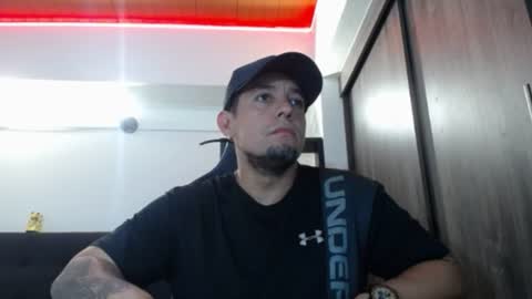 Snapshot of spartacus_cam chatting on 07.05.26 online show from 07.05.26
