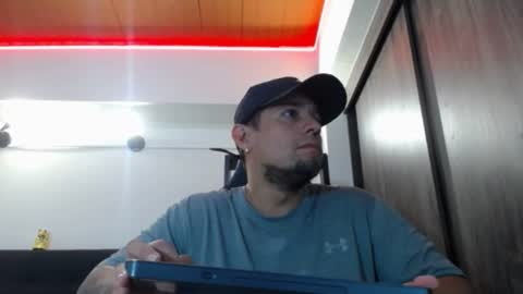 Snapshot of spartacus_cam chatting on 07.07.26 online show from 07.07.26