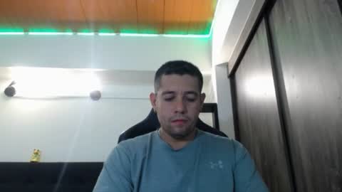 Snapshot of spartacus_cam chatting on 07.17.26 online show from 07.17.26