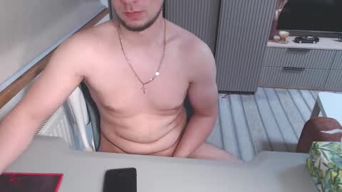 Snapshot of spb78 chatting on 12.17.25 Art online show from 12.17.25