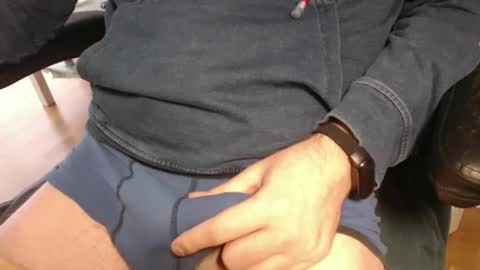 Snapshot of specific94 chatting on 12.07.24 specific94 online show from 12.07.24