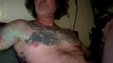 Snapshot of specter1972 chatting on 04.19.26 specter1972 online show from 04.19.26