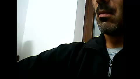 Snapshot of speed0800 chatting on 11.11.25 Speed online show from 11.11.25