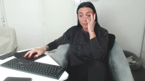 Carla online show from 02.26.25