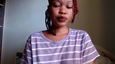 Snapshot of spicy_kerrine chatting on 11.14.25 Spicy kerrine online show from 11.14.25