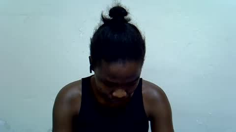 Snapshot of spicy_kittie chatting on 06.16.26 Kittle online show from 06.16.26
