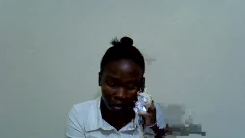 Snapshot of spicy_kittie chatting on 06.17.26 Kittle online show from 06.17.26