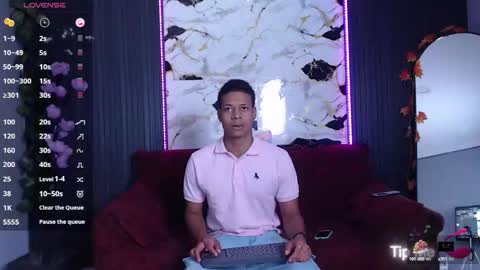 Snapshot of spicyboys_ chatting on 10.18.25 online show from 10.18.25