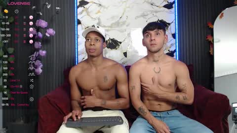 Snapshot of spicyboys_ chatting on 12.03.25 online show from 12.03.25