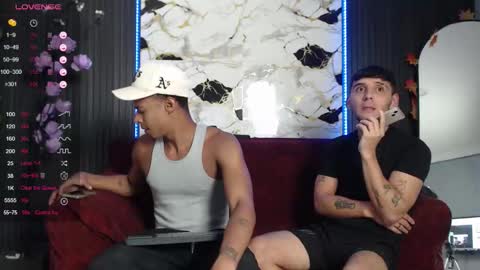 Snapshot of spicyboys_ chatting on 12.05.25 online show from 12.05.25