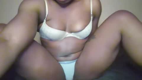 spicyyummy8 online show from 02.16.26