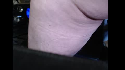 Snapshot of spider19752020 chatting on 04.15.26 bri and mags fun room online show from 04.15.26