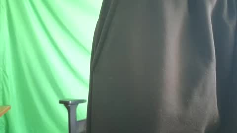 Marco. When Im offline you can view premium content in bio online show from 01.15.26