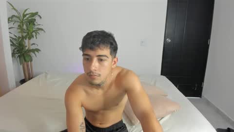 Snapshot of spider_master77 chatting on 02.22.26 spider master online show from 02.22.26