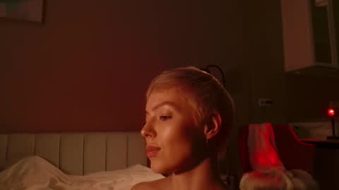 Elizabeth online show from 11.28.25