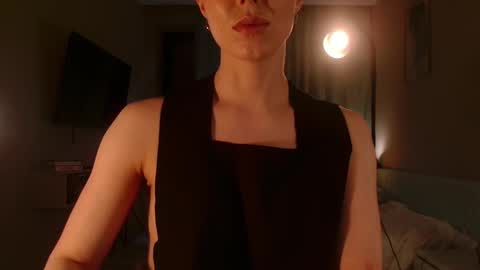 Snapshot of spiklencii chatting on 03.18.26 Elizabeth online show from 03.18.26