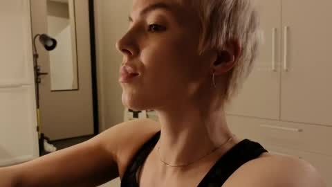 Elizabeth online show from 05.02.26