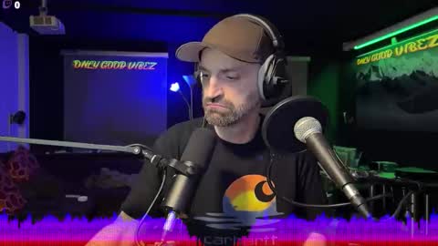 Snapshot of splivke chatting on 11.13.25 Splivke online show from 11.13.25