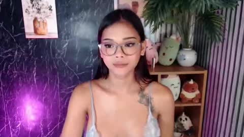 CALL ME RAINE online show from 09.11.25