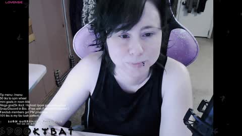 Snapshot of spookybat chatting on 01.14.25 Shio online show from 01.14.25