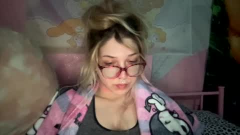 Pixie online show from 03.07.25