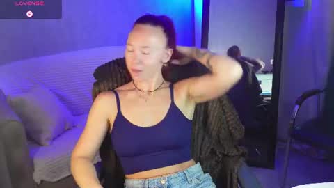Snapshot of spoty_kate chatting on 07.17.26 Spoty Kate online show from 07.17.26