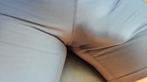 Snapshot of spreet21 chatting on 10.22.25 MicroClit online show from 10.22.25