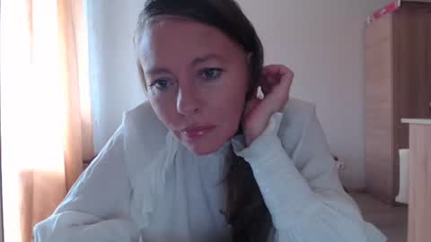 Snapshot of spring_time_ chatting on 05.18.26 spring_time_ online show from 05.18.26