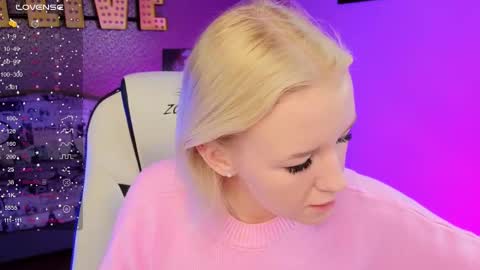 Snapshot of springajara chatting on 03.22.26 Vetta online show from 03.22.26