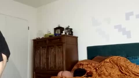 Snapshot of springs77 chatting on 11.08.25 springs77 online show from 11.08.25