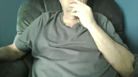 Snapshot of sqrtshow chatting on 03.08.26 sqrtshow online show from 03.08.26