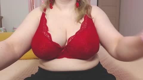  Lily  online show from 04.04.26