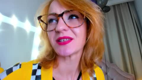 Alisa online show from 10.20.25