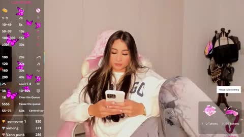 Laura online show from 03.02.26