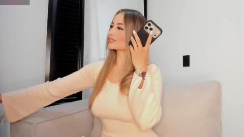 Laura online show from 05.19.26