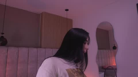 Snapshot of ss_samantha chatting on 06.03.26 samantha online show from 06.03.26