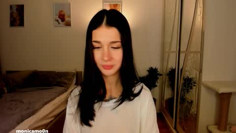 Snapshot of ssash1mii chatting on 12.05.25 Hey guys i miss you so much online show from 12.05.25