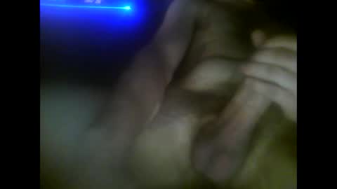 Snapshot of sseeth chatting on 02.15.25 sseeth online show from 02.15.25