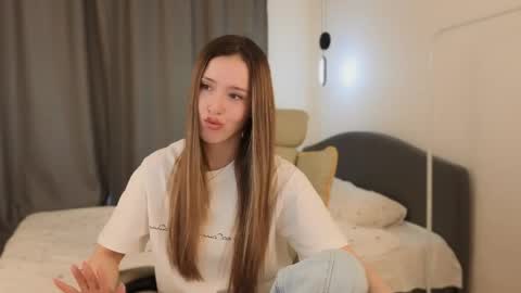 Chloe online show from 05.27.26