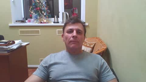 Snapshot of stacattoff chatting on 12.25.24 stacattoff online show from 12.25.24