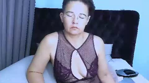 staceydarling online show from 07.08.26