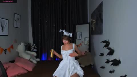 Stacy online show from 10.25.25