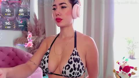 Snapshot of stacy_malibu1 chatting on 12.29.24 TWstacymalibu110 online show from 12.29.24